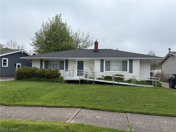 6260 Alderwood Road , Parma Heights, OH 44130