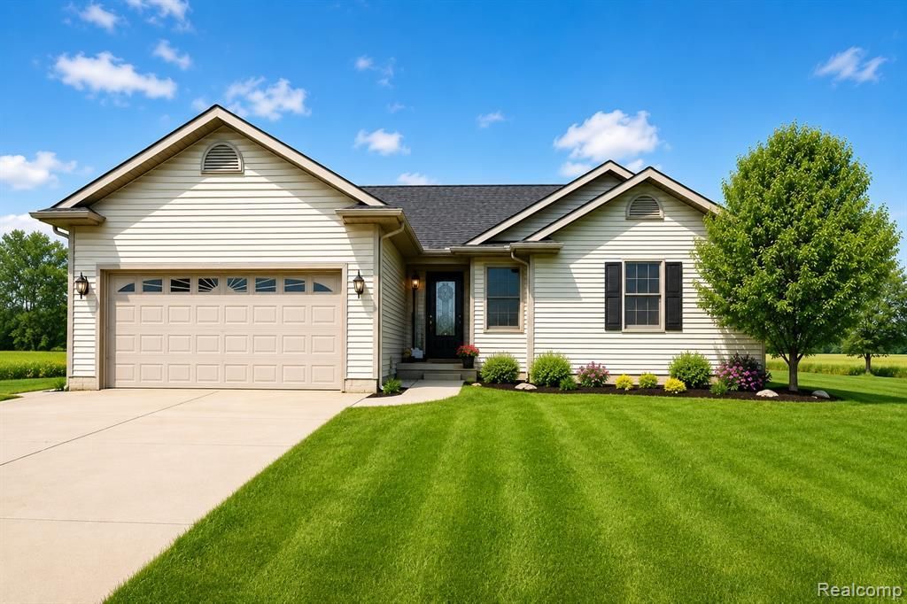 6860 Grand River Road, Burns Township, MI 48414 Main Photo