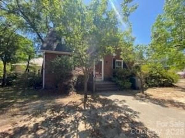 413 Rice Street , Hamlet, NC 28345