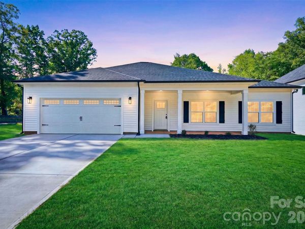 3272 Fairview Drive, Gastonia, NC 28052