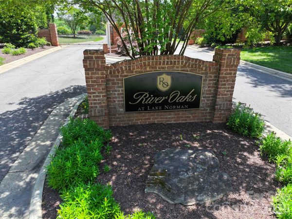 317 Broken Arrow Drive, Statesville, NC 28677