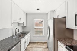 2642 Temperance Dr.  photo 4