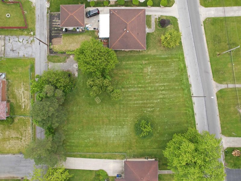 1298 E Gates Street , Columbus, OH 43206 Photo 5