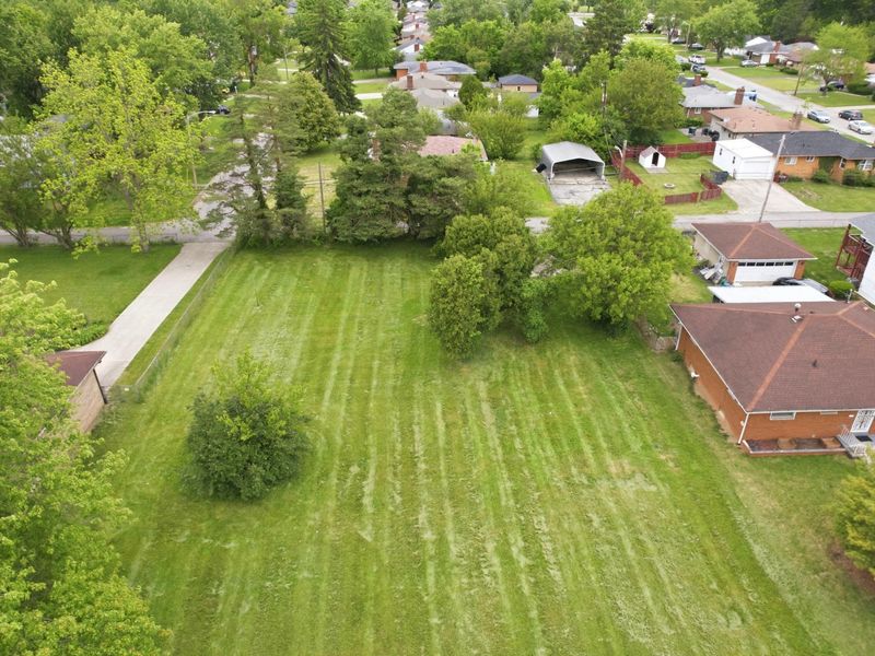 1298 E Gates Street , Columbus, OH 43206 Photo 8
