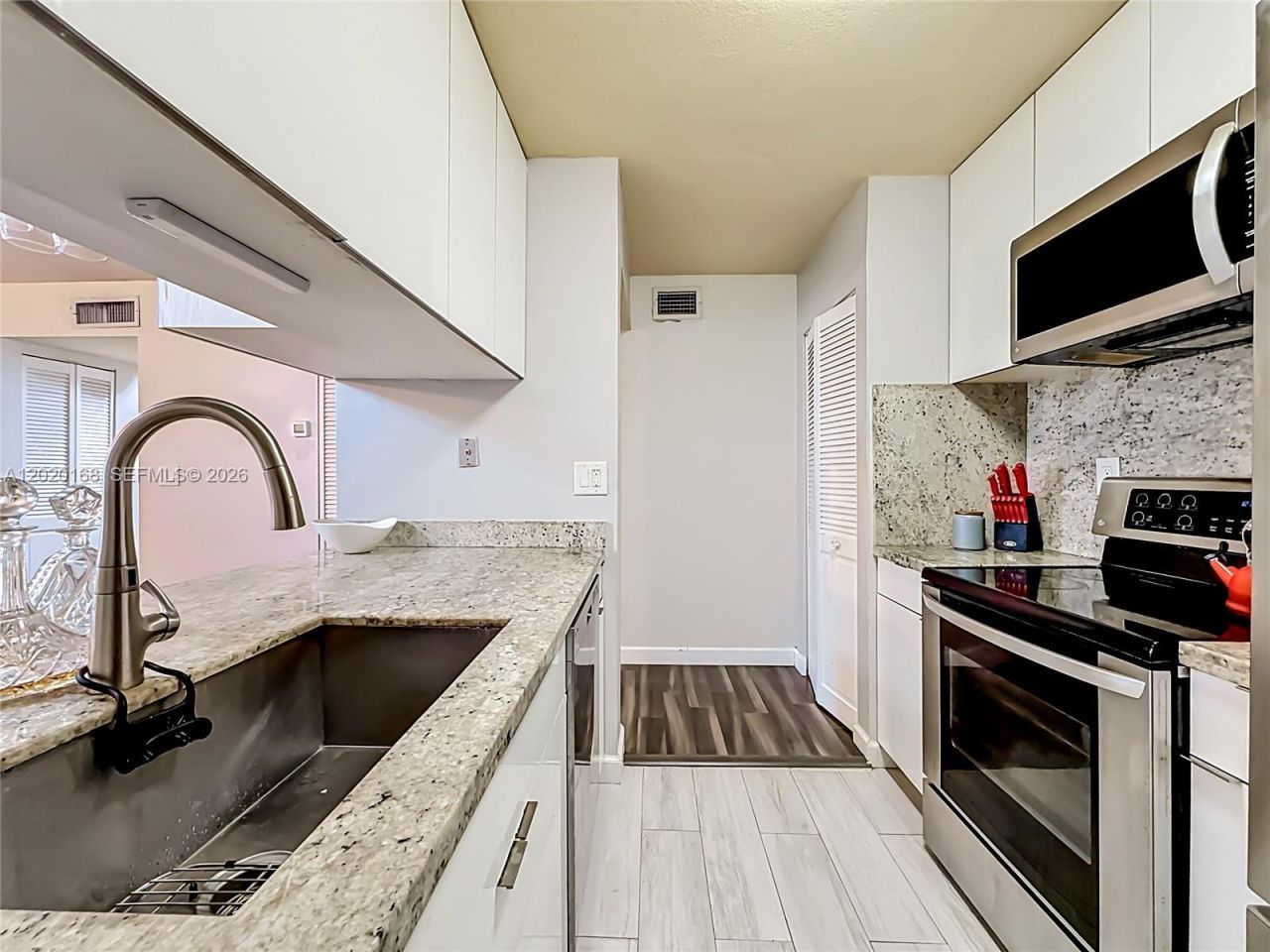 18296 Mediterranean Blvd, Unit 404, Hialeah, FL 33015 Photo
