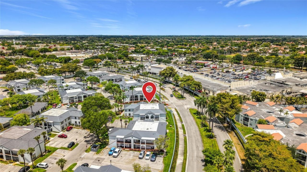 18296 Mediterranean Blvd, Unit 404, Hialeah, FL 33015 Photo