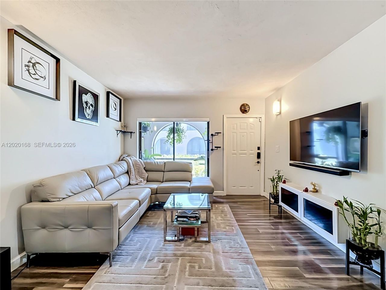 18296 Mediterranean Blvd, Unit 404, Hialeah, FL 33015 Photo