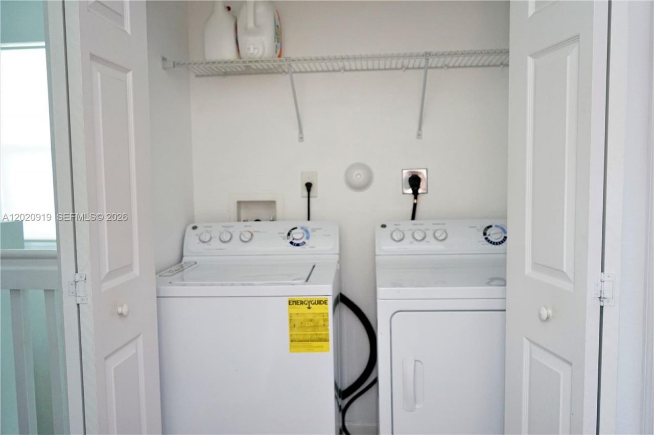 3365 W 91st Ter , Unit 3365, Hialeah, FL 33018 Photo
