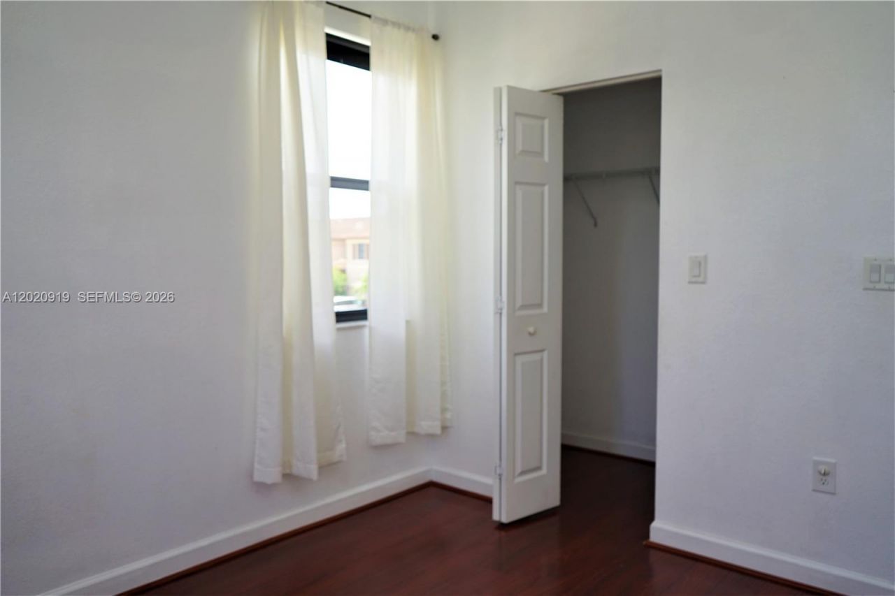 3365 W 91st Ter , Unit 3365, Hialeah, FL 33018 Photo