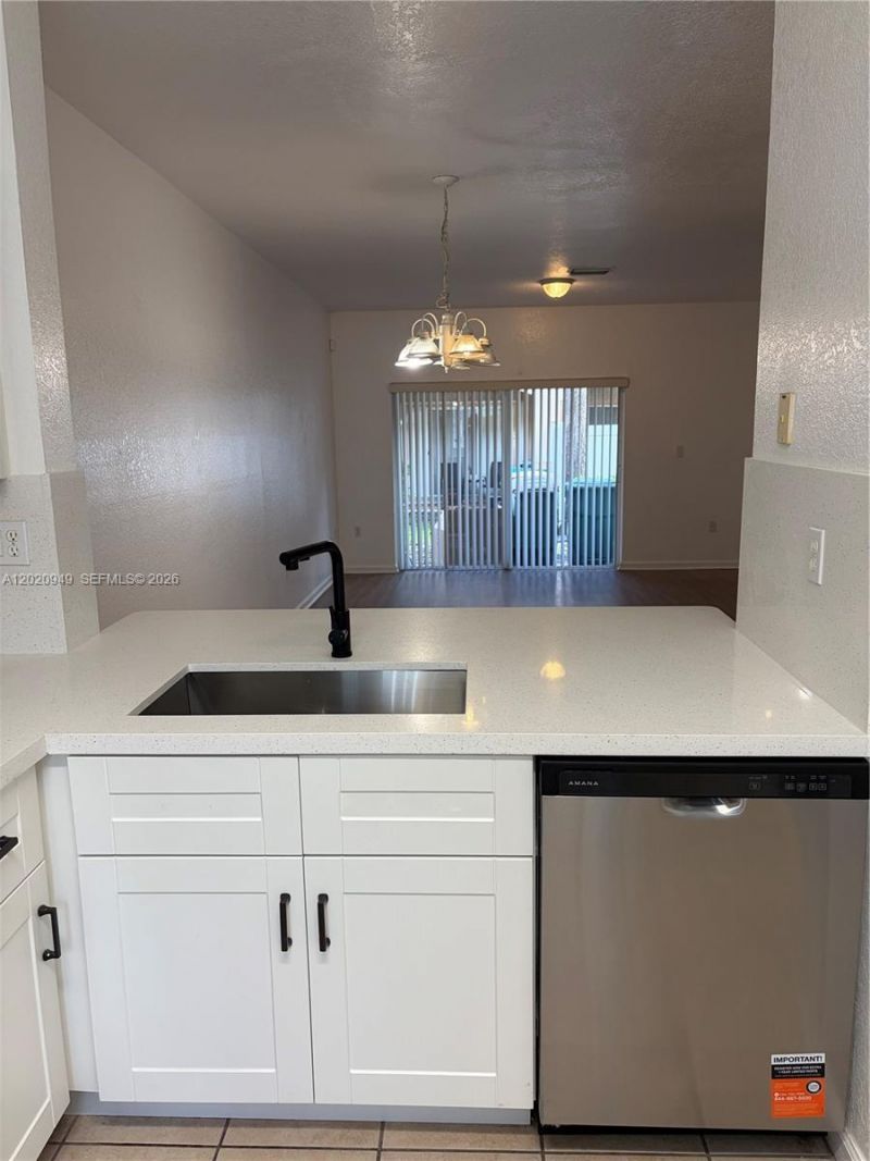 8835 S Isles Cir , Unit 8835, Tamarac, FL 33321 Photo