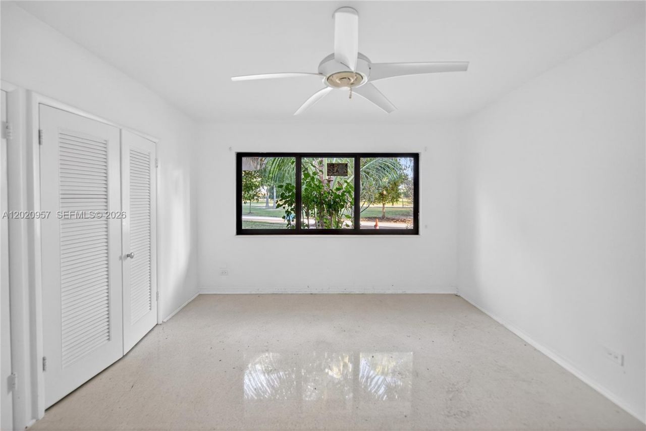 1100 N Shore Dr, Unit 1, Miami Beach, FL 33141 Photo