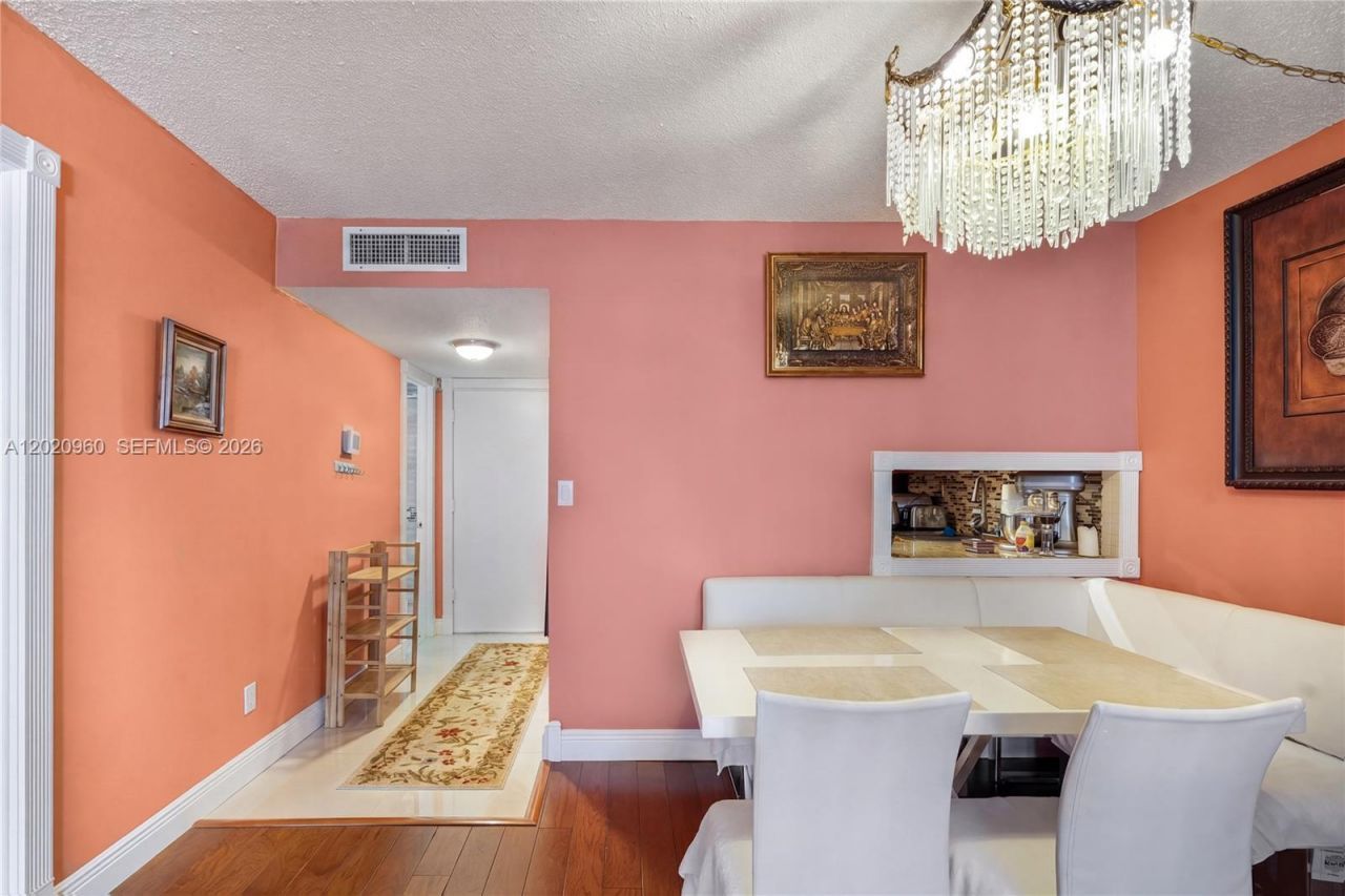 1849 S Ocean Dr, Unit 305, Hallandale Beach, FL 33009 Photo