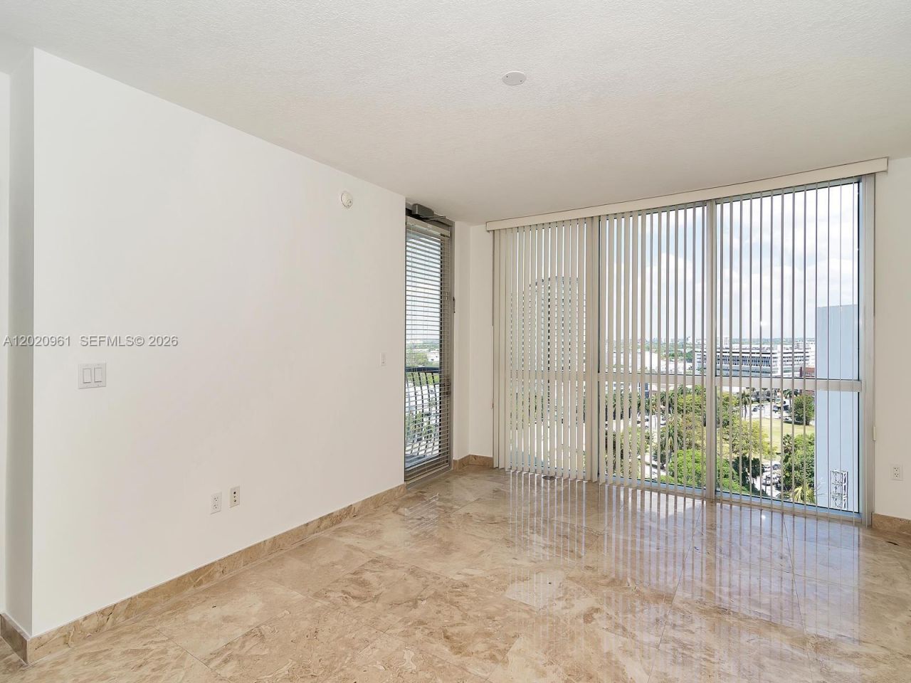 1750 N Bayshore Dr , Unit 1515, Miami, FL 33132 Photo