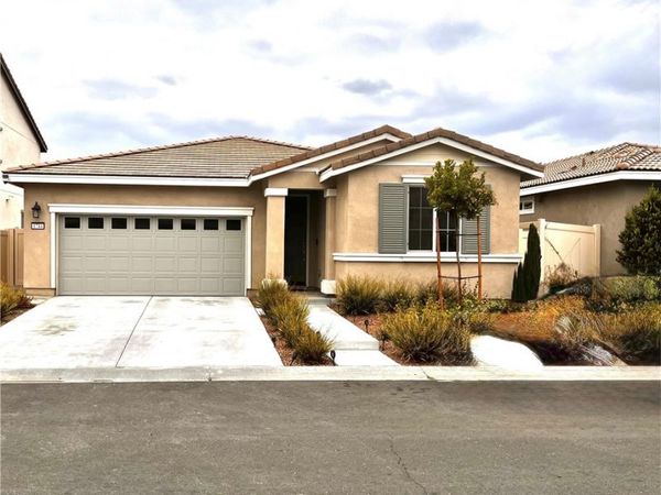 1744 Plume, San Jacinto, CA 92583