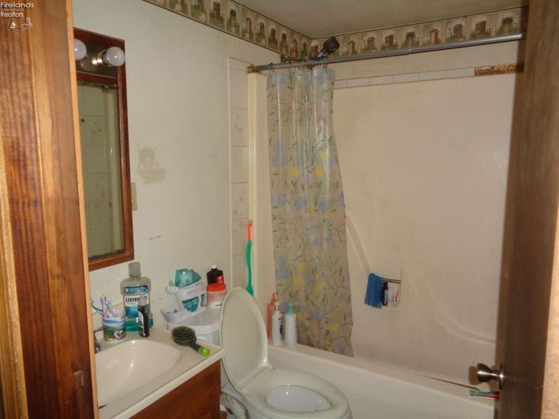1246 Greenfield Drive, Willard, OH 44890 Photo 15