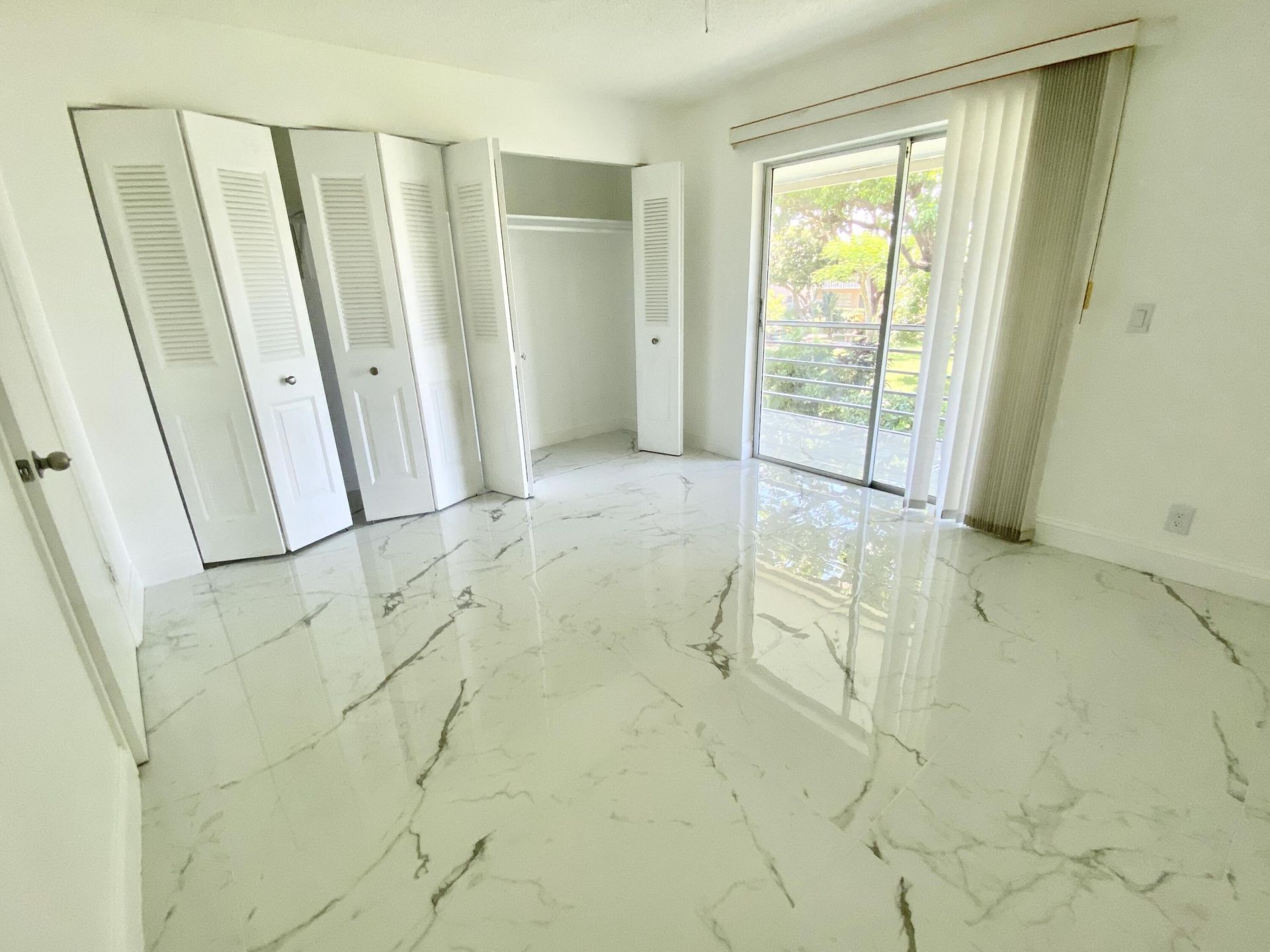 341 Windsor O, West Palm Beach, FL 33417 Photo