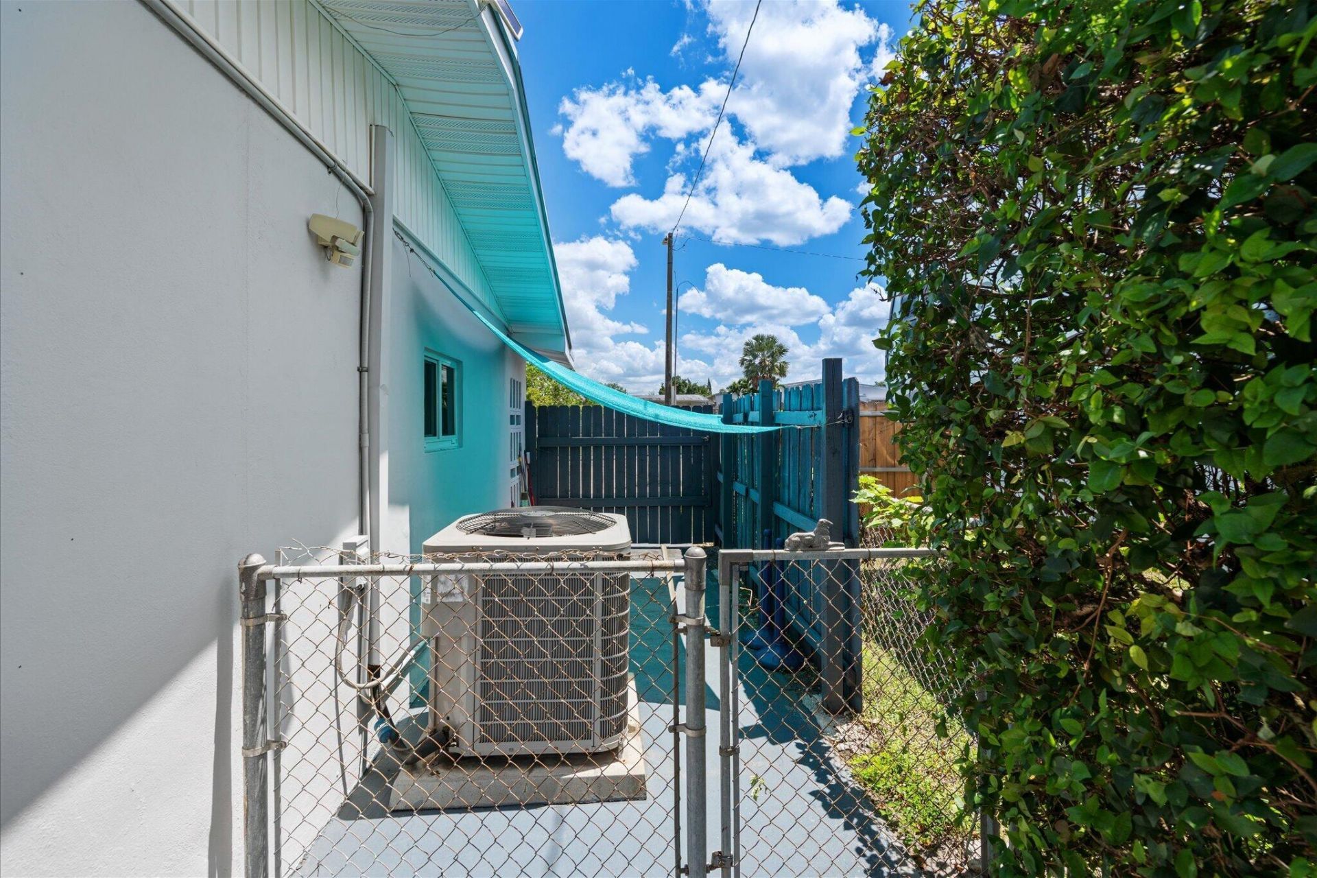 8341 SW 14th Street, Miami, FL 33144 Photo