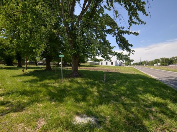 Lots 14 - 16 W 4th Street , Bonnie, IL 62816