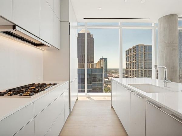 1747 Leonard Street, Unit 2002, Dallas, TX 75201