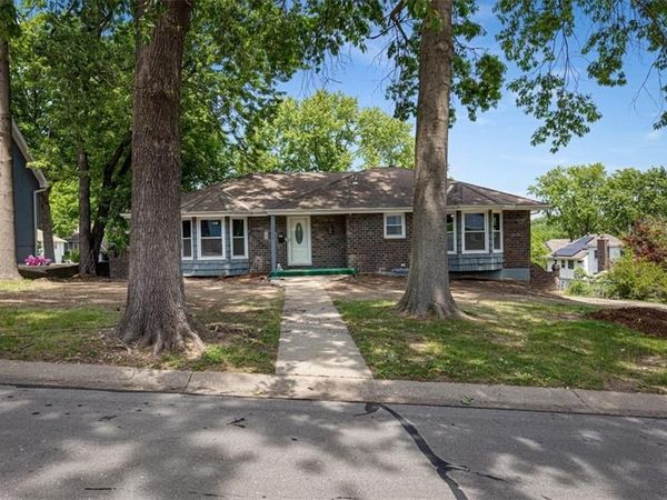 12208 E 62nd Terrace, Kansas City, MO 64133