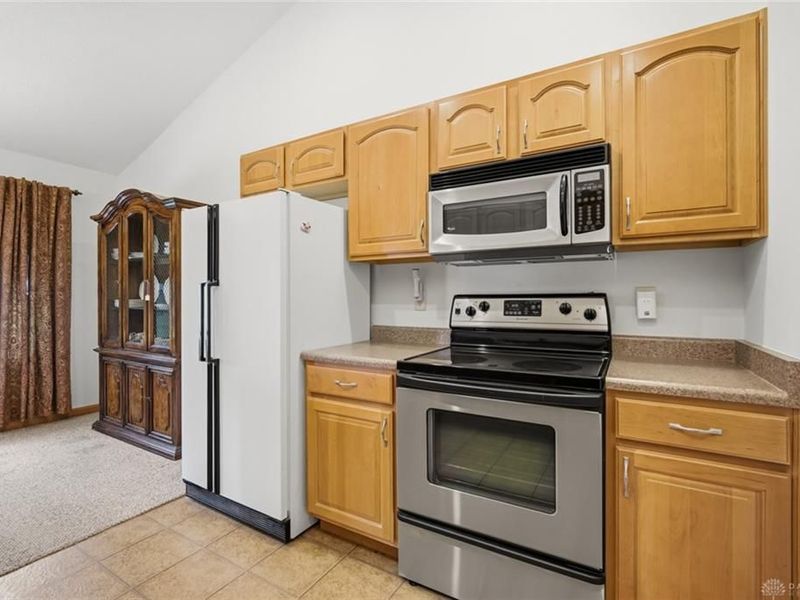 601 Meadowview Court, Franklin, OH 45005 Photo 12