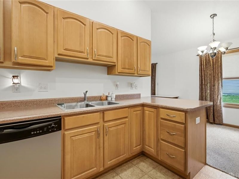 601 Meadowview Court, Franklin, OH 45005 Photo 13