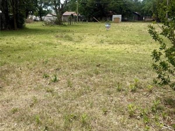 309 S Randall Avenue, Elk City, OK 73644