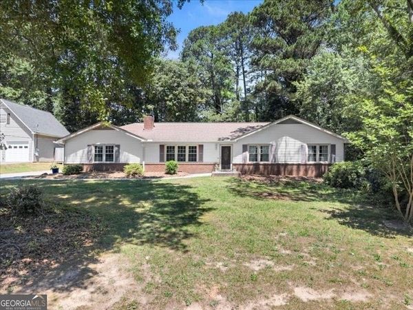 2117 Hartridge Drive, Snellville, GA 30078