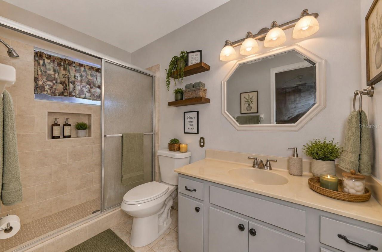 3360 Ramblewood Drive S, Sarasota, FL 34237 Photo