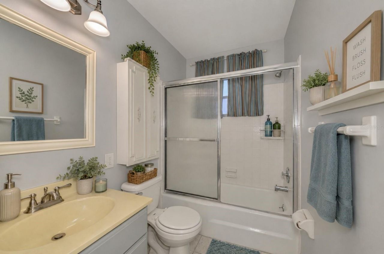 3360 Ramblewood Drive S, Sarasota, FL 34237 Photo