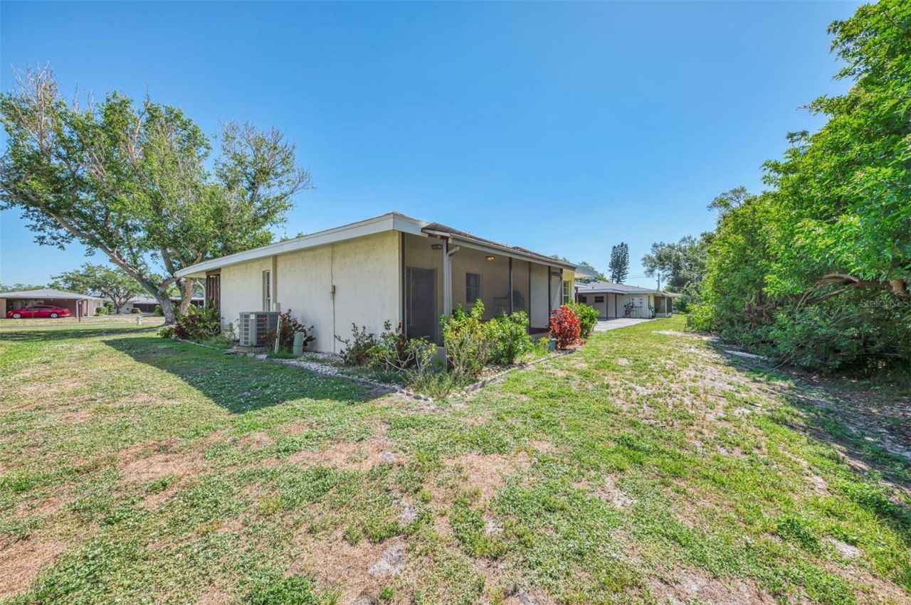 3360 Ramblewood Drive S, Sarasota, FL 34237 Photo