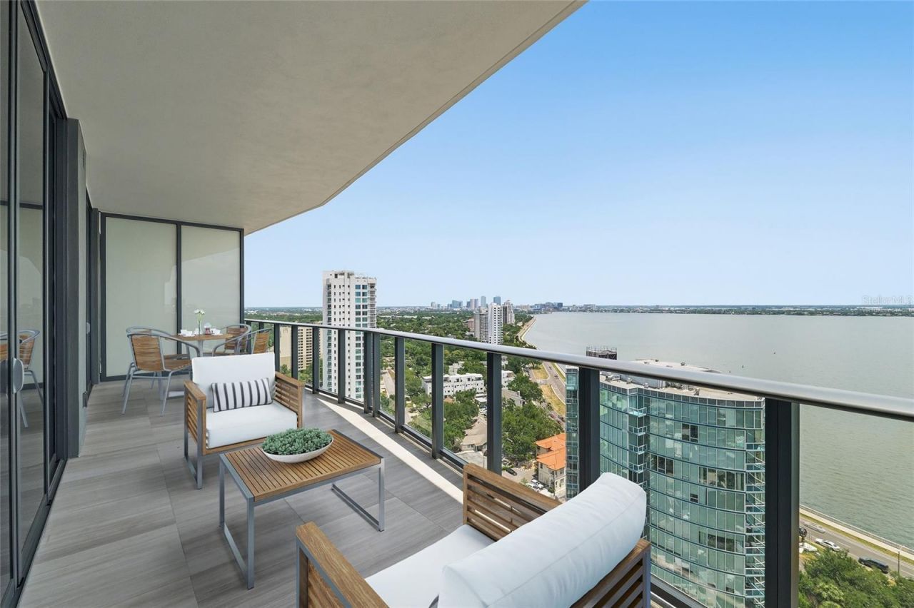 3015 S Ysabella Avenue, Unit 2102, Tampa, FL 33629 Photo