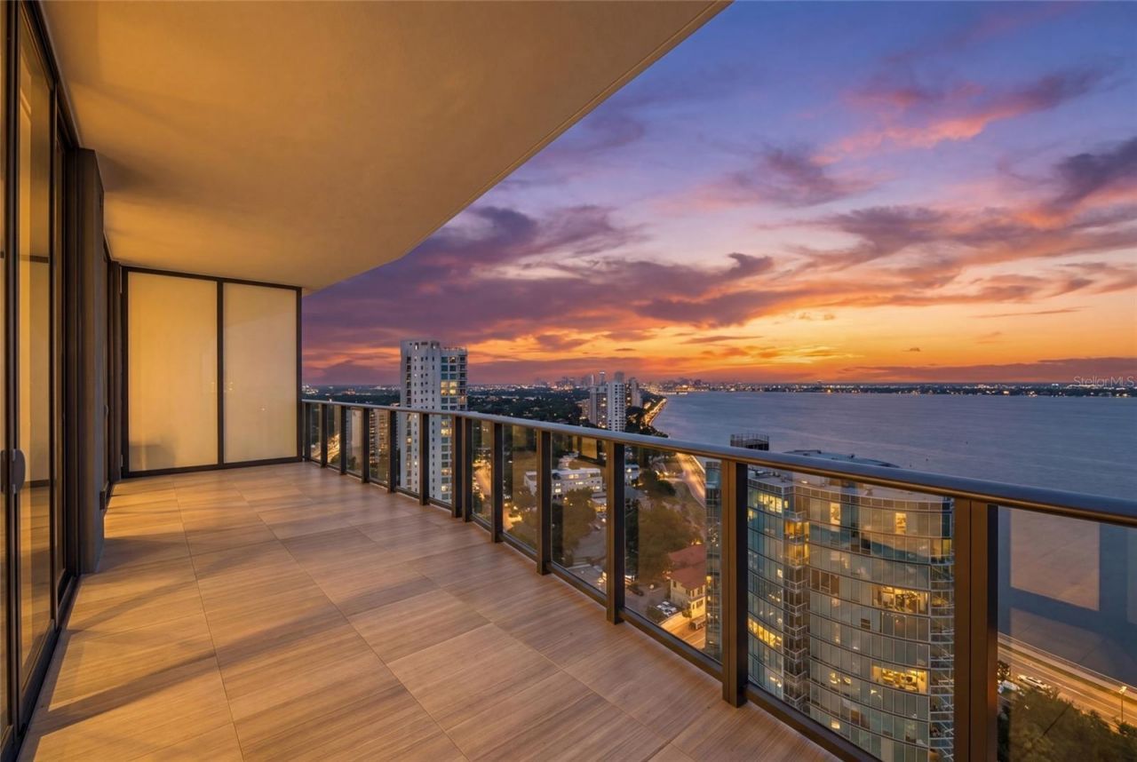 3015 S Ysabella Avenue, Unit 2102, Tampa, FL 33629 Photo