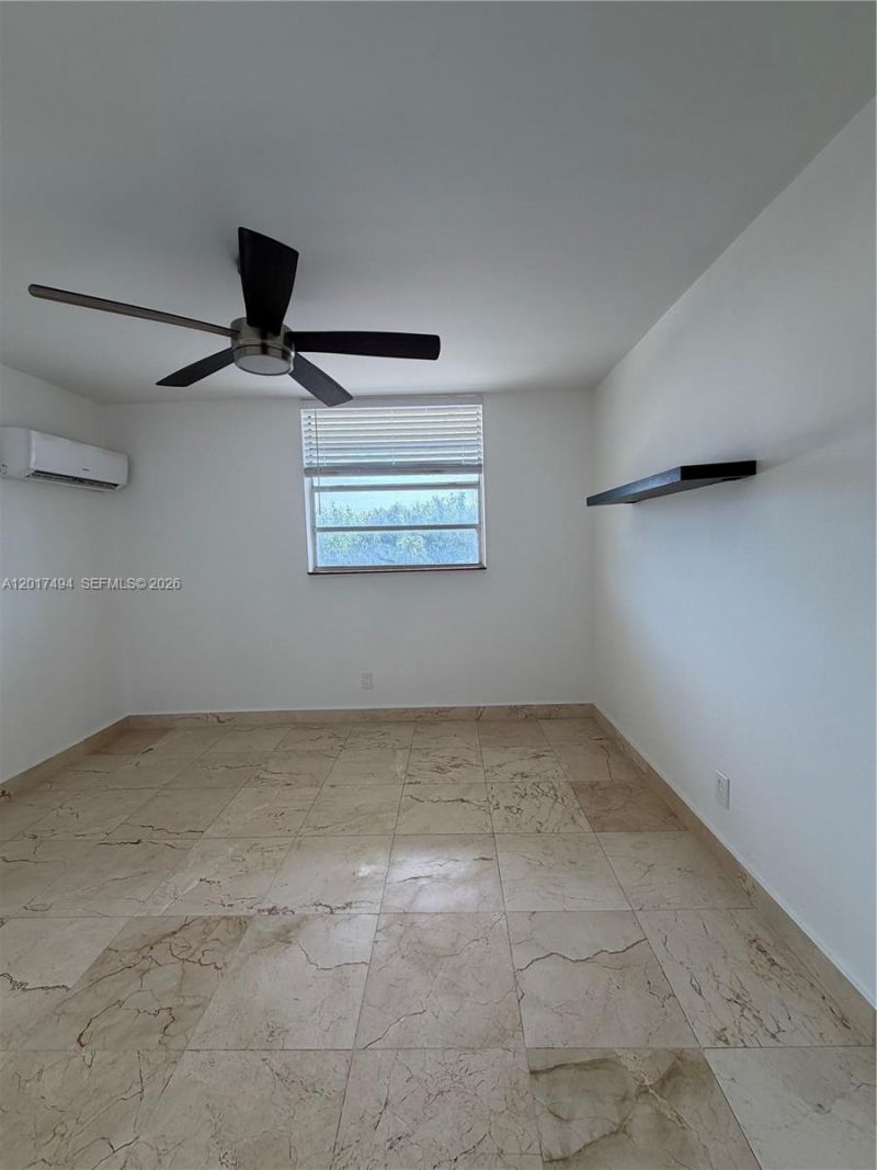 915 Jefferson Ave , Unit 4F, Miami Beach, FL 33139 Photo
