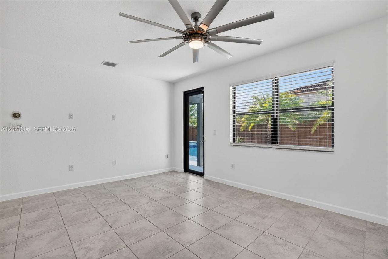 2371 SE 1st Ct, Homestead, FL 33033 Photo