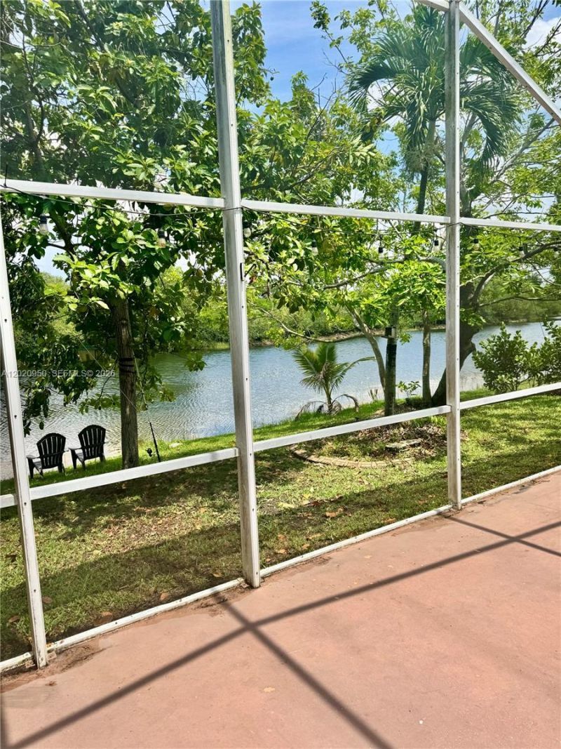 131 SW 178th Way , Pembroke Pines, FL 33029 Photo