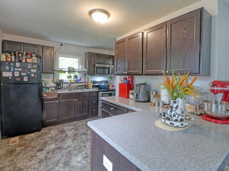 432 Kenwood Avenue, Pleasant Twp, OH 45121 Photo 6
