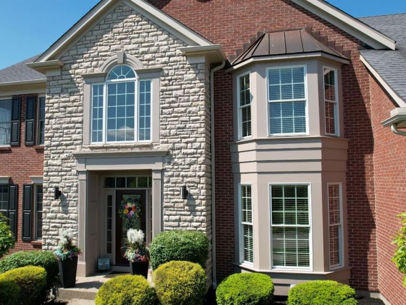 2440 Ashton Court, Cincinnati, OH 45244 Photo 2