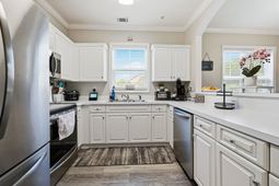 505 Wickham Dr. photo 4