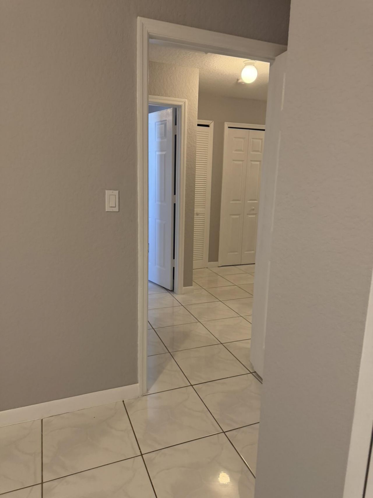 663 S Biscayne River Drive, Miami, FL 33169 Photo