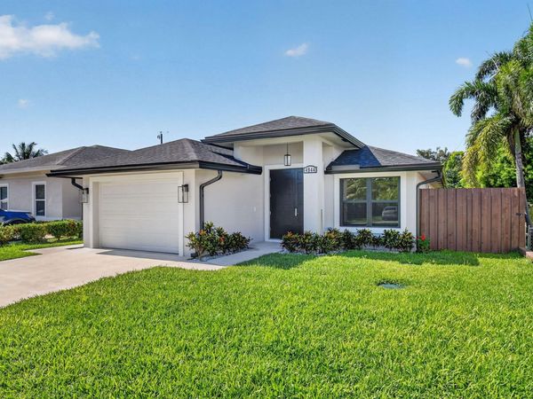4944 Mcconnell Street, Lake Worth, FL 33463