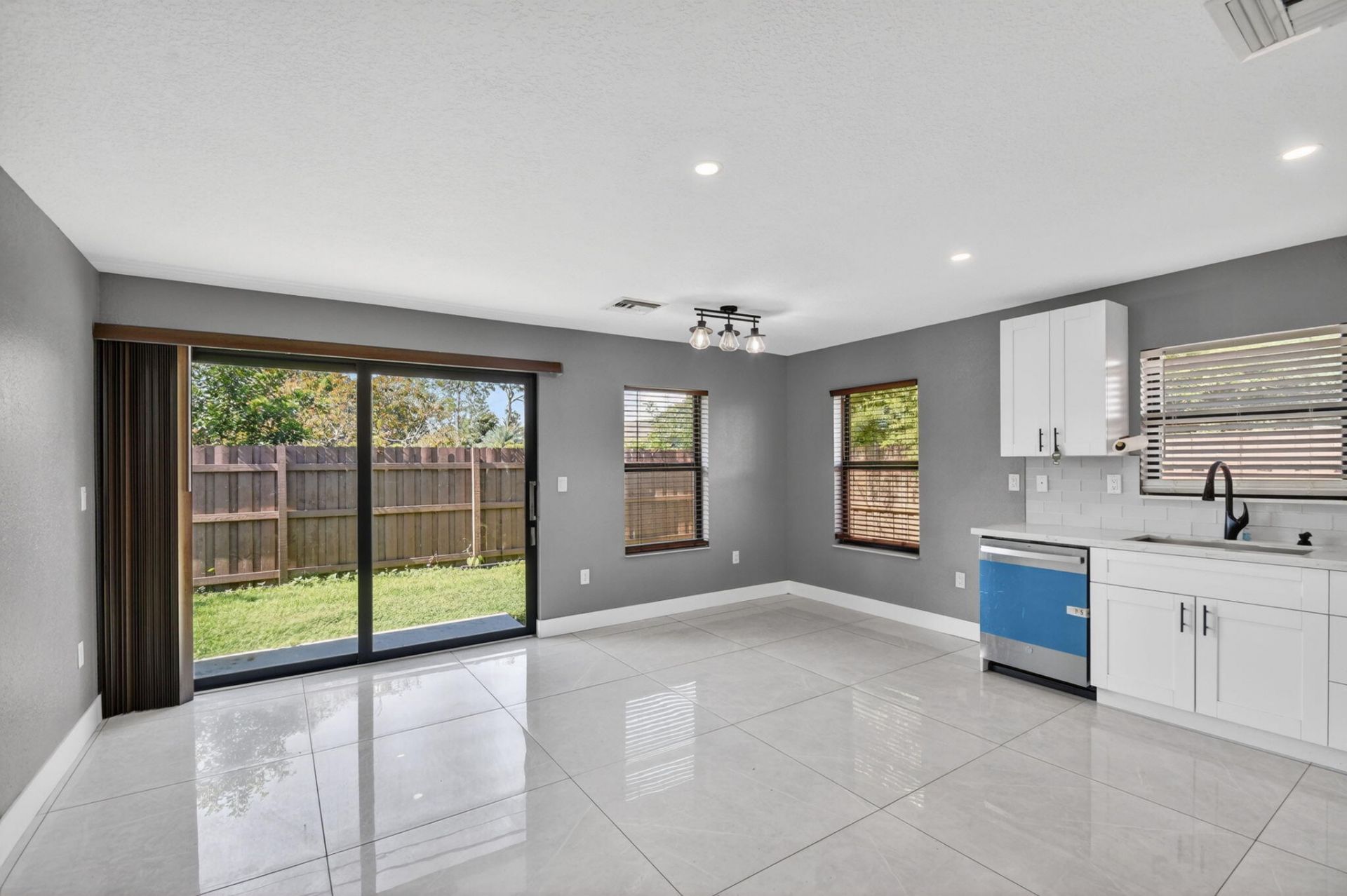 4944 Mcconnell Street, Lake Worth, FL 33463 Photo