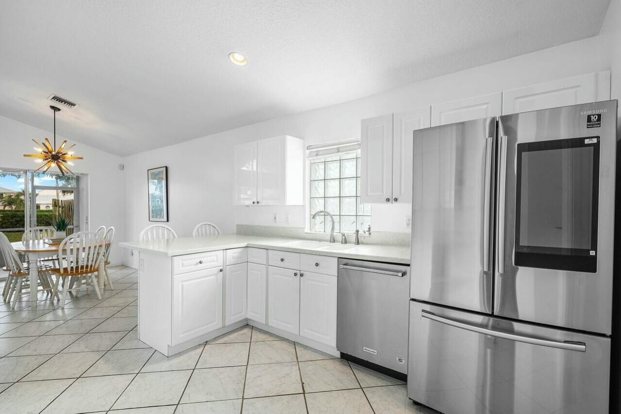 1643 Oak Berry Circle, Wellington, FL 33414 Photo