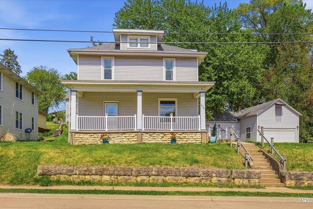 2750 Burden Street, Dubuque, IA 52001 Main Photo