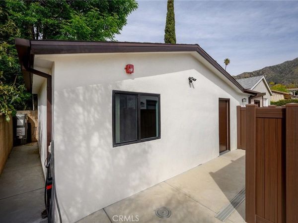 1361 Alameda Avenue, Unit A, Glendale, CA 91201