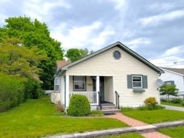 35 Butler St, Franklin, NJ 07416