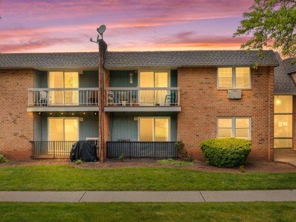 806 Eves Dr, Hillsborough, NJ 08844