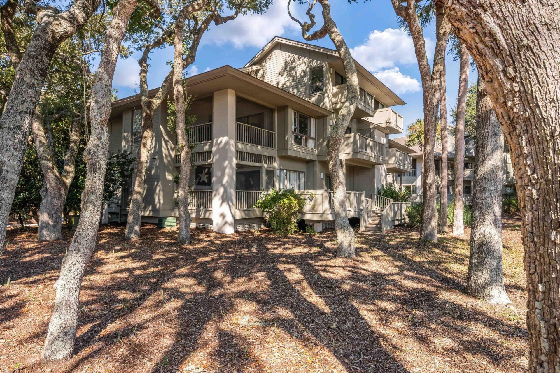 5004 Green Dolphin Way Photo 36