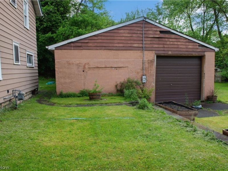 804 Hollywood Avenue, East Liverpool, OH 43920 Photo 3
