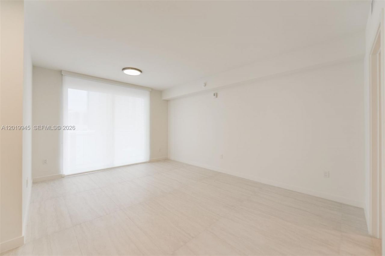 77 5th St , Unit 2604, Miami, FL 33131 Photo